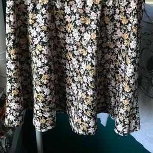 Skate floral skirt
